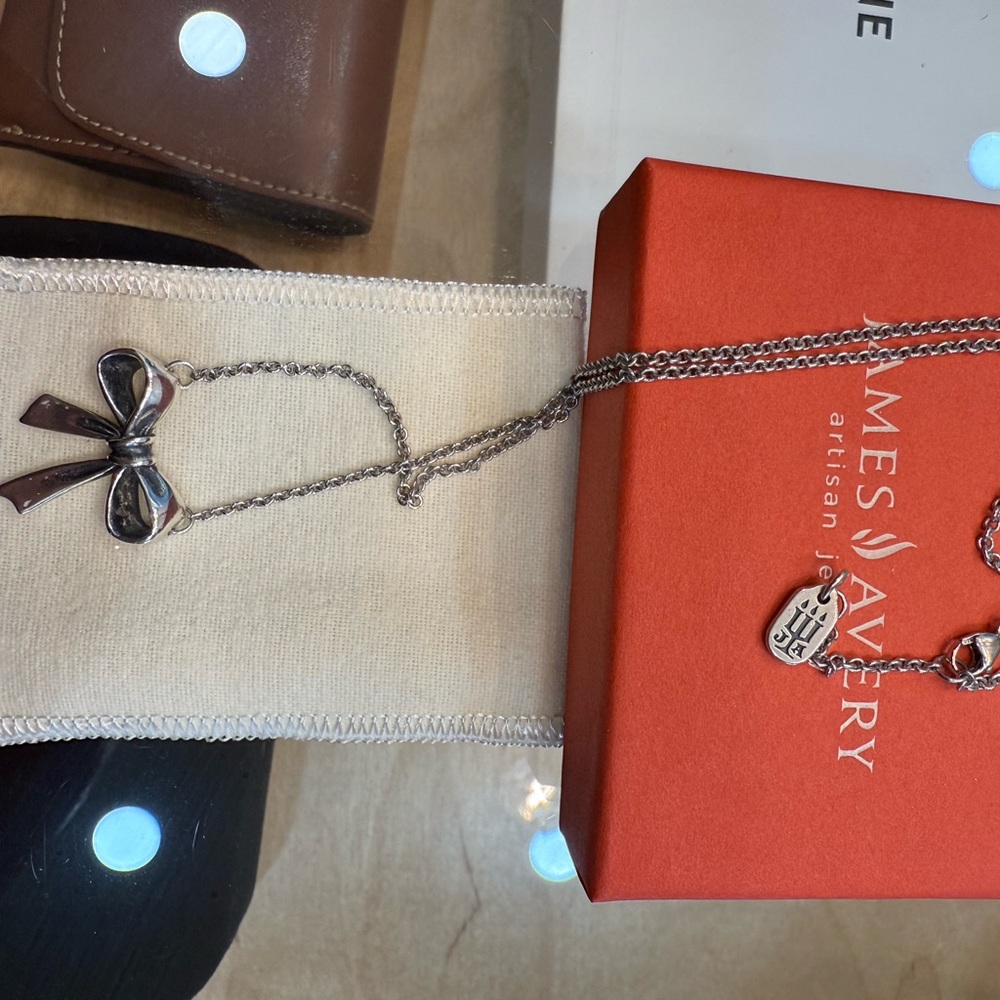 James Avery bow Necklace